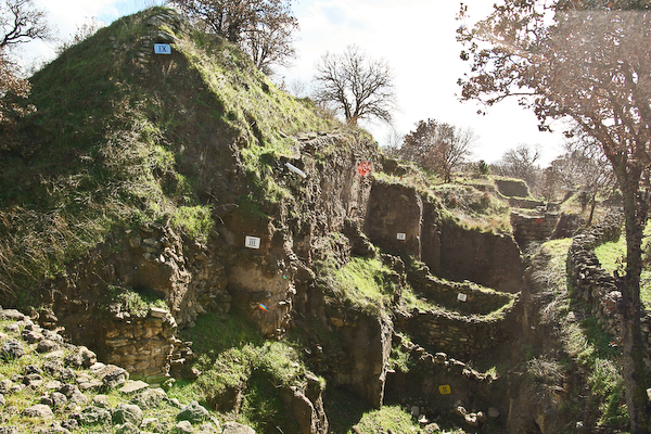 An excellent representation of the complexity of excavating the site of Troy.