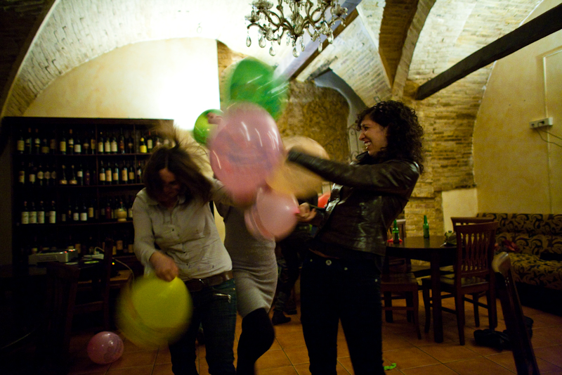 Balloon Battle Dance Party